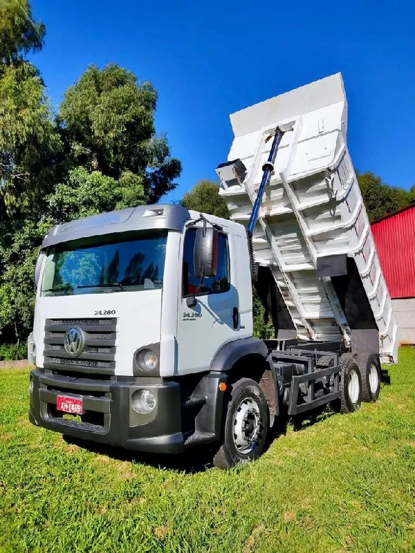 Imagem ilustrativa de Caçamba basculante para caminhão truck
